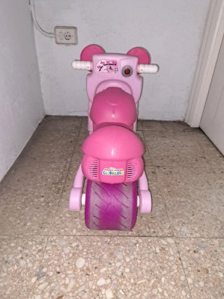 Moto correpasillos Feber Minnie Mouse Disney