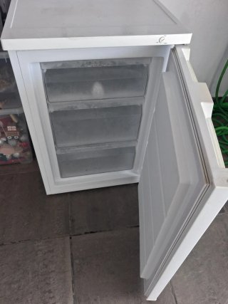 Congelador Zanussi blanco