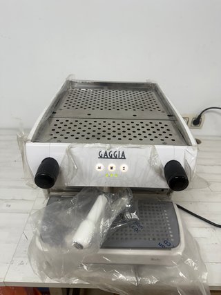 Cafetera cafe Gaggia Ruby pro blanca industrial