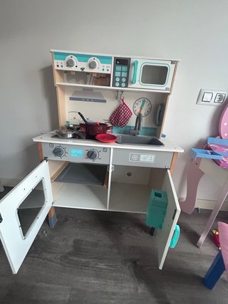 Cocina de juguete de madera