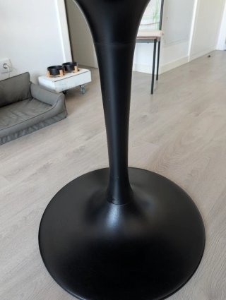 Mesa redonda Ikea Docksta negra