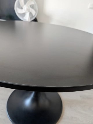 Mesa redonda Ikea Docksta negra