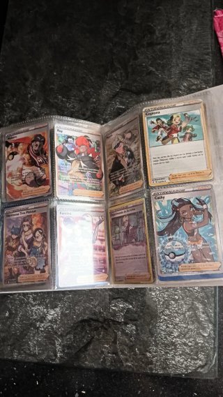 Álbum Pokémon 85 Cromos no están todas la fotos