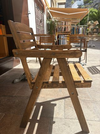 Mesas y sillas de restaurante