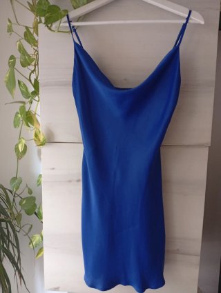 Vestido satinado azul