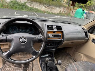 Nissan Terrano II 2001