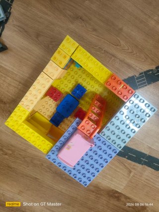 Duplo Casa de Peppa Pig, Police Van, Tren, y mas.