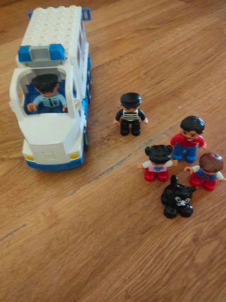 Duplo Casa de Peppa Pig, Police Van, Tren, y mas.