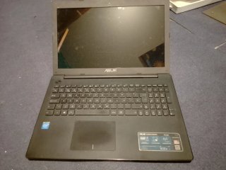 Portátil Asus F553M Negro/Gris