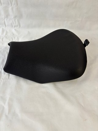 Asiento Kawasaki Z650 17-26