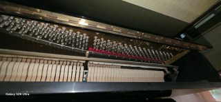 Piano Samick Negro