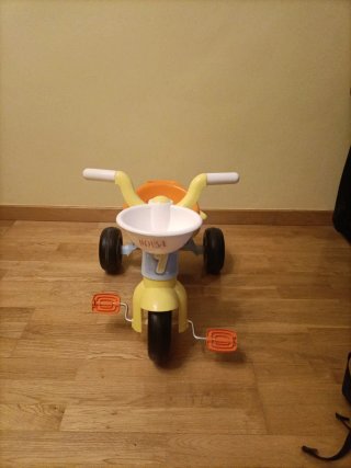 Triciclo infantil Injusa,con diseño de animales