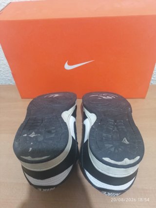 Nike Dunk Panda 38.5