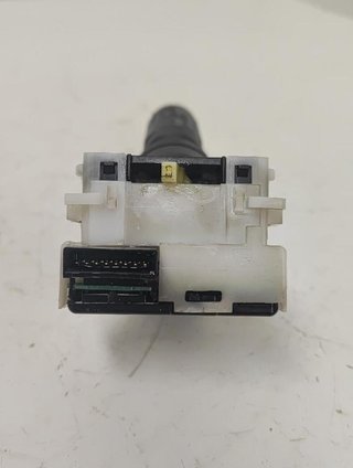 Nissan 287036 mando intermitentes 0302sd qashqai