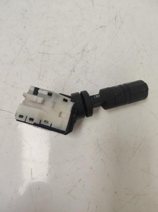 Nissan 287036 mando intermitentes 0302sd qashqai