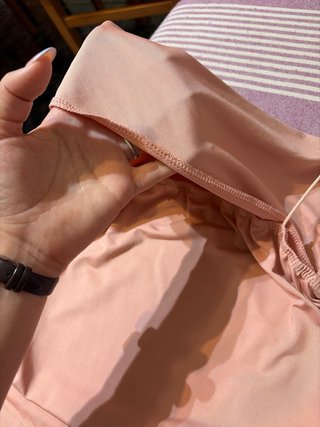 Top rosa fruncido tirantes finos