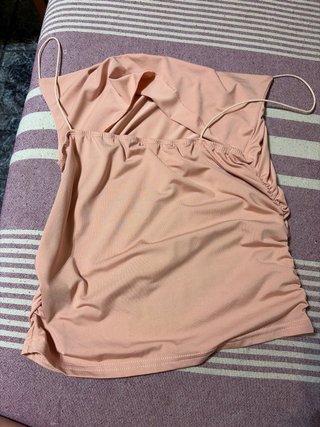 Top rosa fruncido tirantes finos