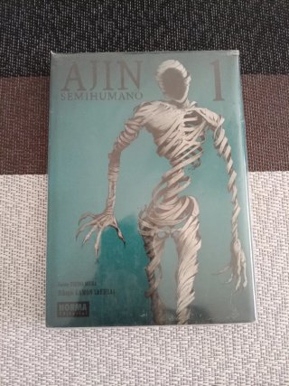 Manga tomo 1 AJIN SEMIHUMANO