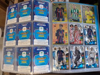 Álbum Adrenalyn 22-23 Casi Completo