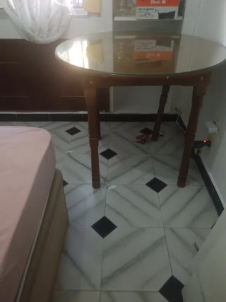 Mesa redonda cristal y madera extensible