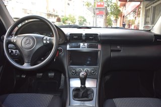 Mercedes-Benz Clase C 2004
