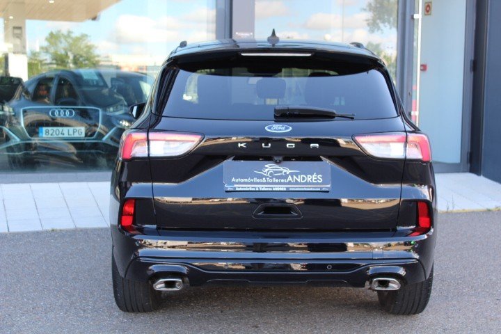 Ford Kuga ST-Line 1.5 EcoBlue 2022, foto 7