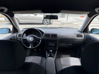 Volkswagen Golf 2005