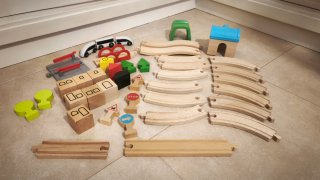 Tren de madera Ikea