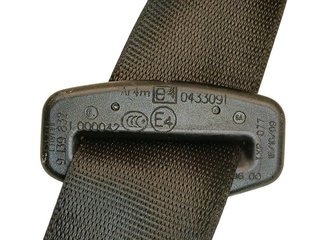 CINTURON SEGURIDAD TRASERO DERECHO BMW SERIE 1 BE