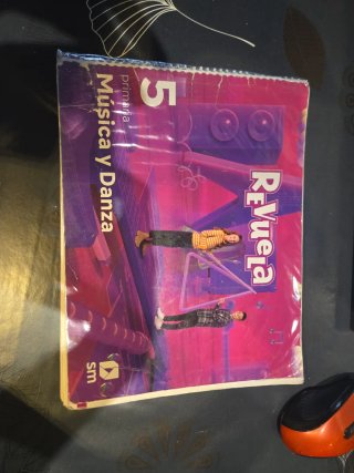 Libro Música y Danza 5º Primaria SM