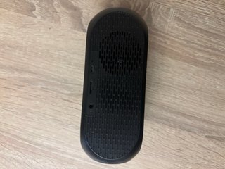 Reloj despertador DHG con altavoz