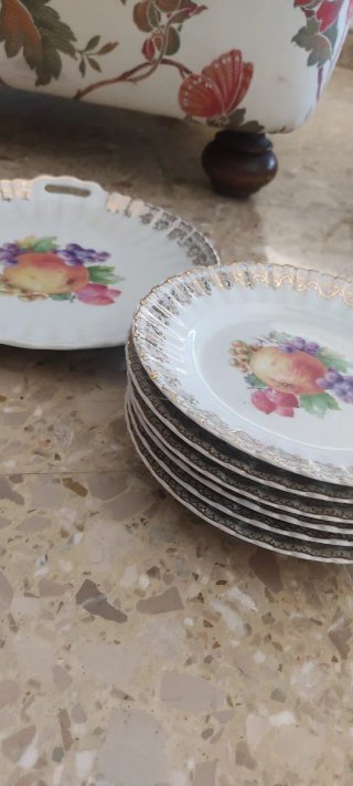 Vajilla de porcelana Santa Clara con borde dorado