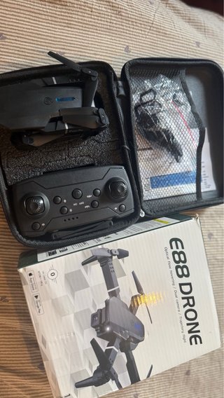 Drone E88 Negro