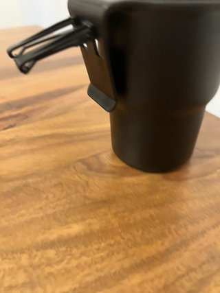 Vaso para coche con rejilla ventilación