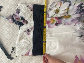 Vestido Alba Conde floral talla 40
