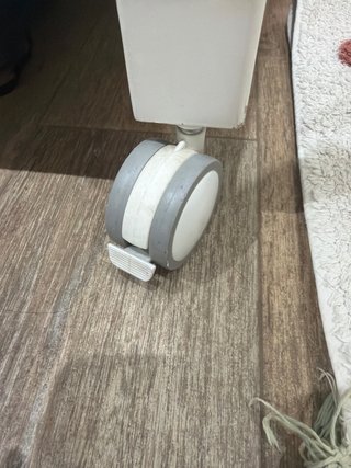 Mueble cambiador blanco con ruedas