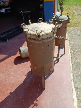 Autoclaves Antiguos de Laboratorio