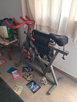 Bicicleta Spinning Bodytone Gimnasio