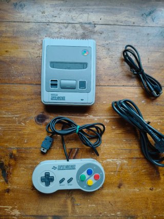 Super Nintendo Classic Mini Console