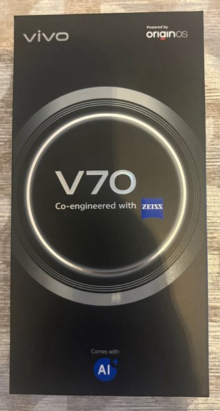 Vivo V70 5G 8/512GB Gris - Como nuevo