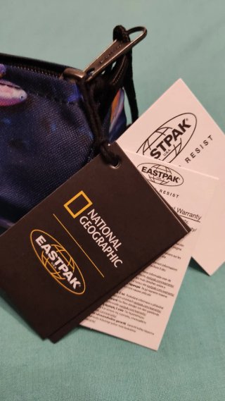 Estuche Eastpak x National Geographic Peces