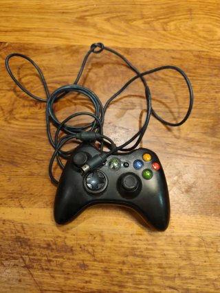 Mando Xbox 360 con cable