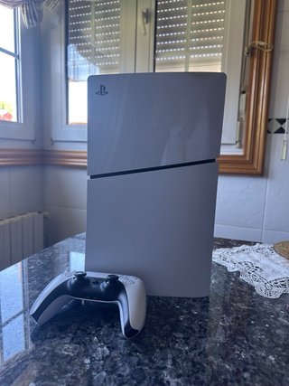 Consola Sony Playstation 5 Blanca