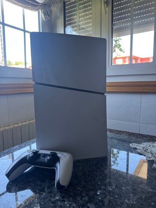 Consola Sony Playstation 5 Blanca