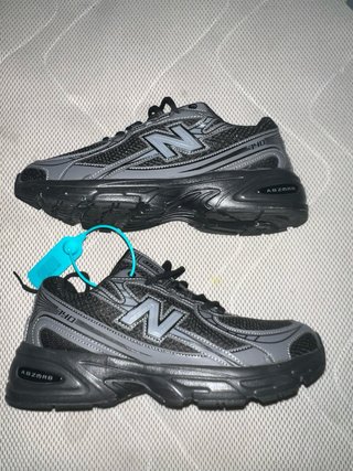 New Balance 740 Zapatillas Negras/Grises