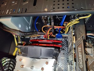 PC Gaming i5-8400 + GTX 1080 Ti 11GB · 16GB RAM ·