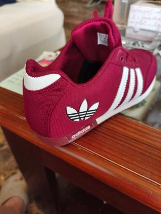 Zapatillas Adidas Mujer Rojas y Blancas