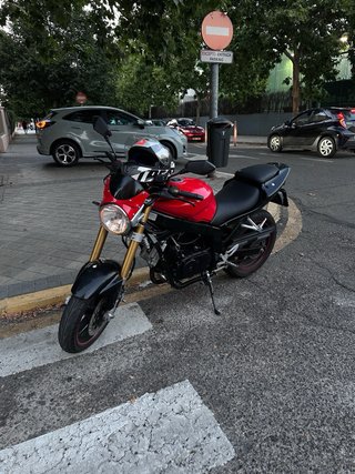 Hyosung GT125 Comet