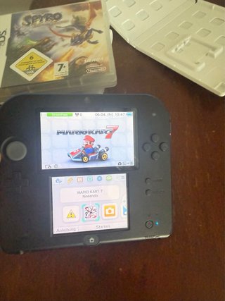Nintendo 2DS Negra + 4 Juegos