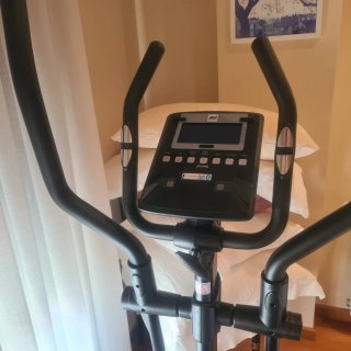 Bicicleta Elíptica BH ZK500